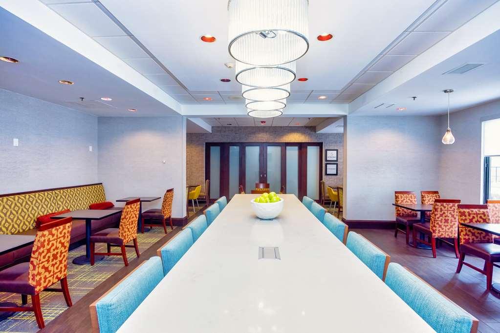Hampton Inn Haverhill Restoran gambar